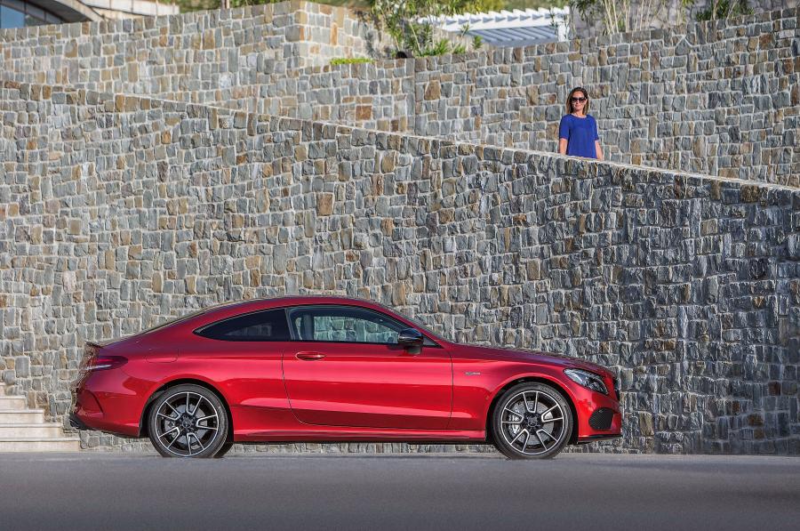  Mercedes-AMG C43 4Matic Coupe 2016 года  (фото 18 из 23)